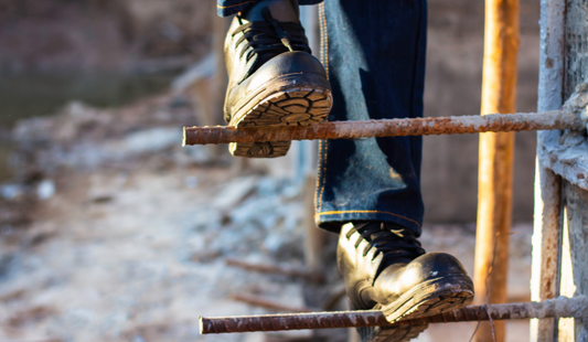 Wkładki do pracy: Jak Medicovi A40 pomaga w bólu stóp, kolan, bioder i pleców